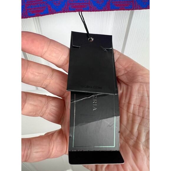 BCBGMAXAZRIA KIANA Geometric Jacquard Cropped Top Size Medium NWT Blue Red - Picture 6 of 9